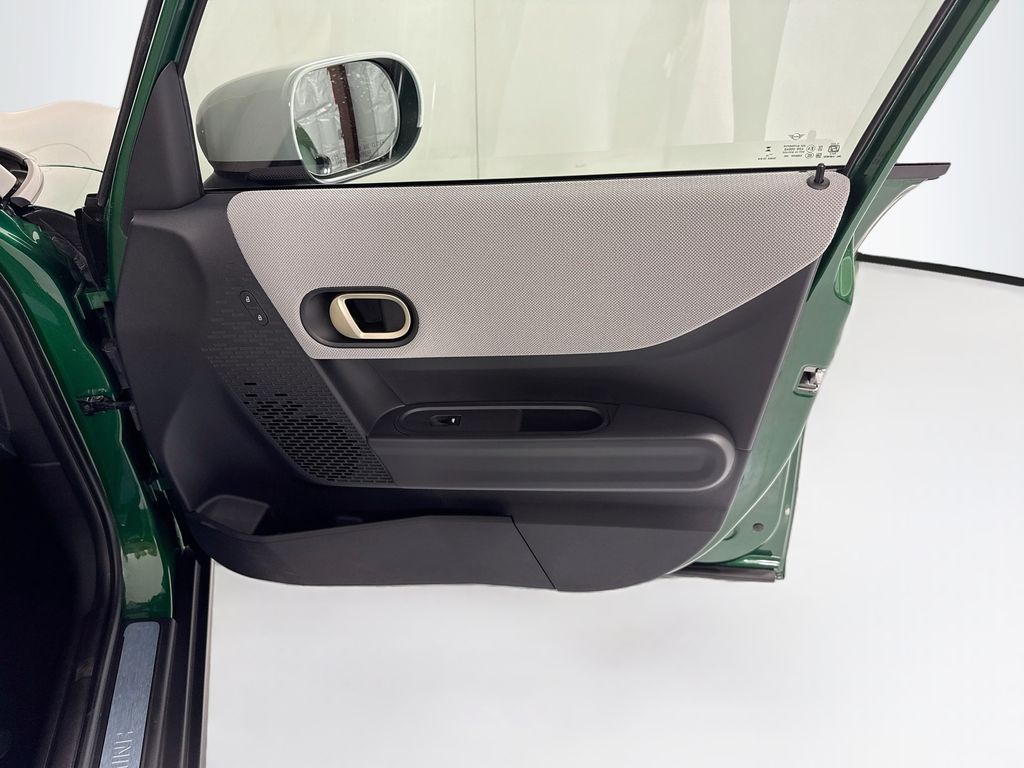 Thumbnail: 2026 MINI Cooper - 25