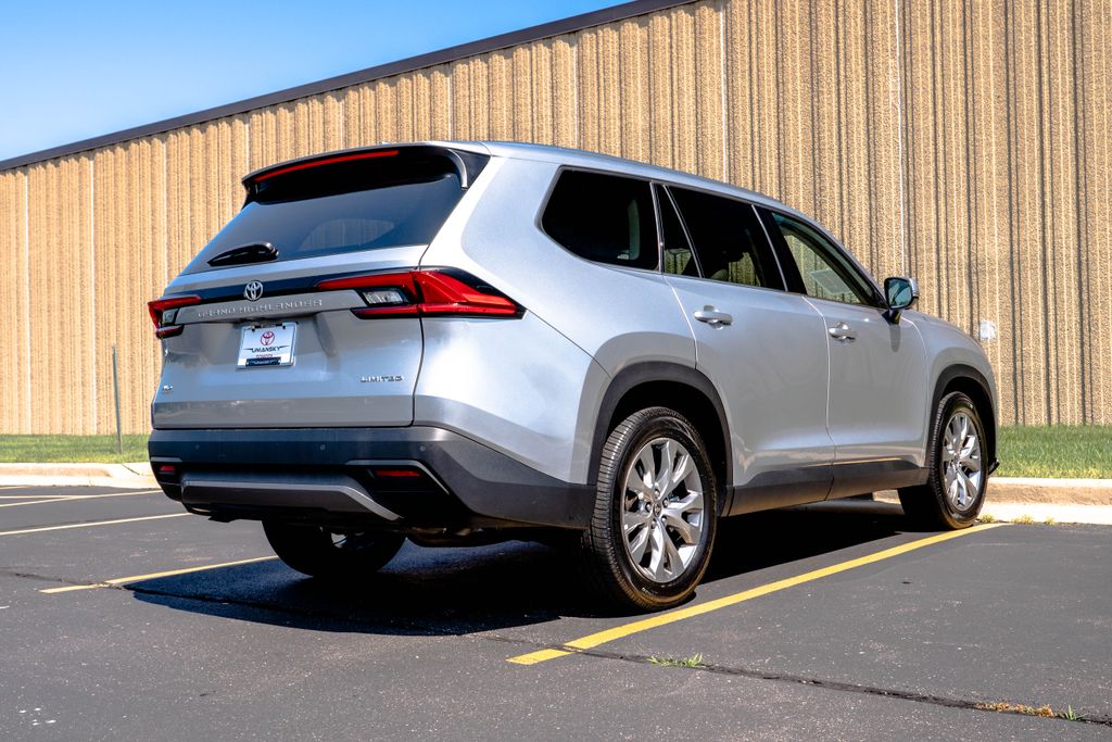 Used 2024 Toyota Grand Highlander SUV
