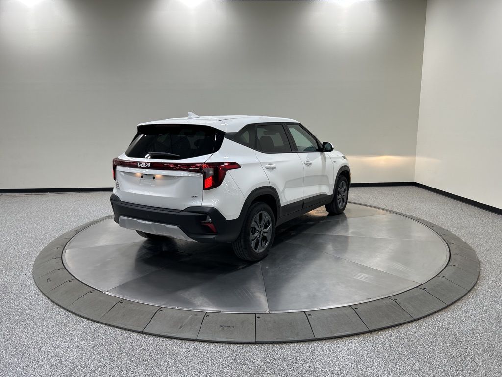 used 2025 Kia Seltos car, priced at $22,993