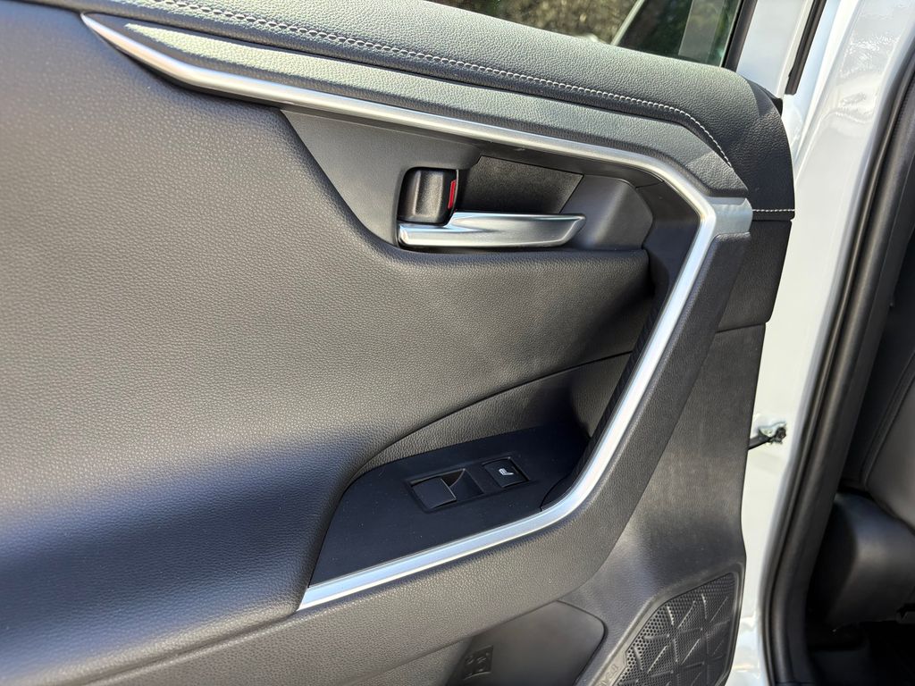 2020 Toyota RAV4 Hybrid Limited