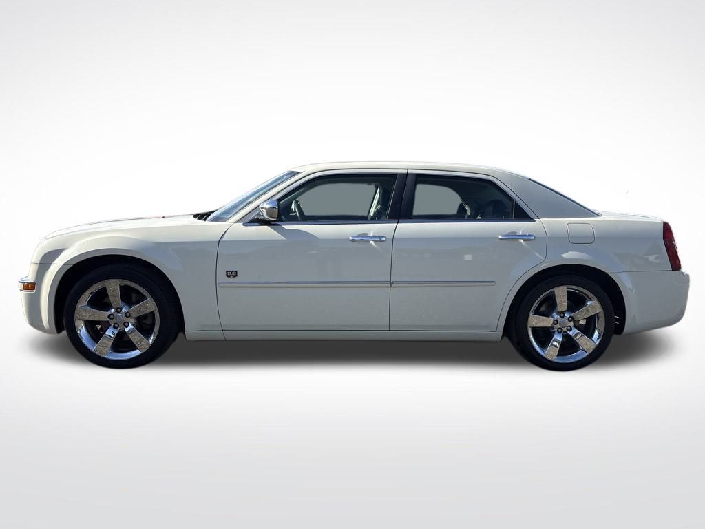 2008 Cool Vanilla Clearcoat Chrysler 300 Dub Edition RWD Sedan