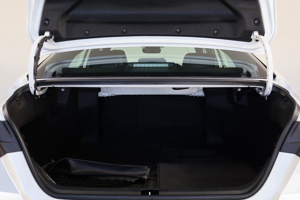 Thumbnail: 2025 Toyota Camry - 14