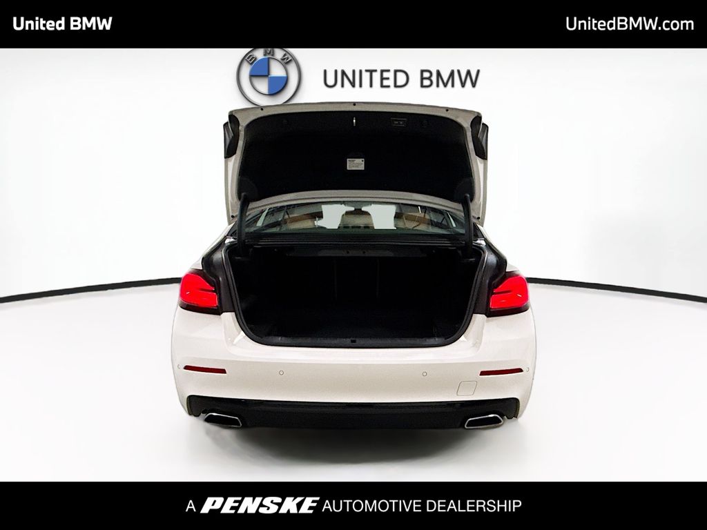 Thumbnail: 2023 BMW 5 Series - 14