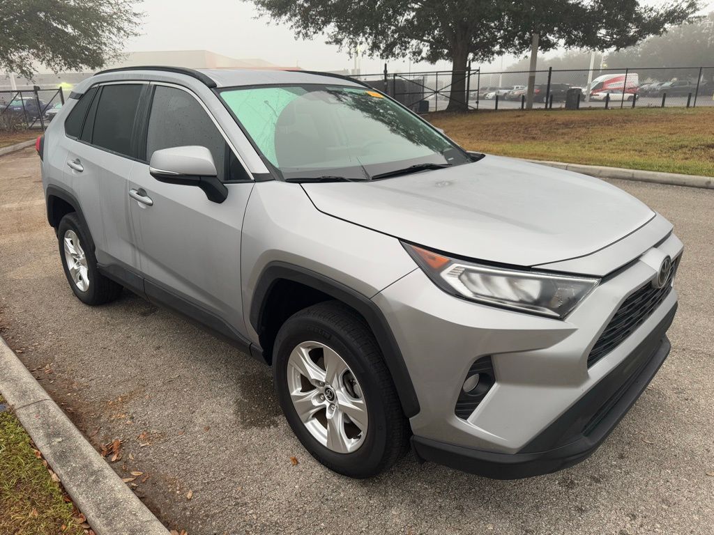 2021 Toyota RAV4 XLE 7