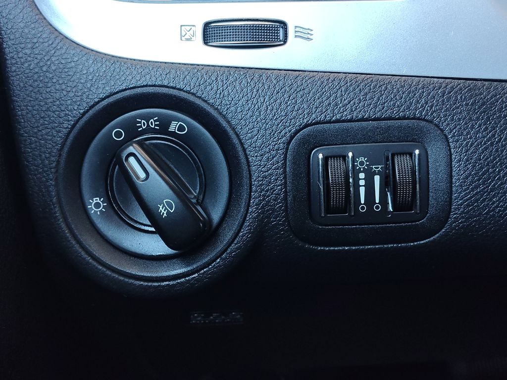 Used Car 2011 Dodge Journey  Mainstreet For Sale Under $10,000 In Austin, Texas