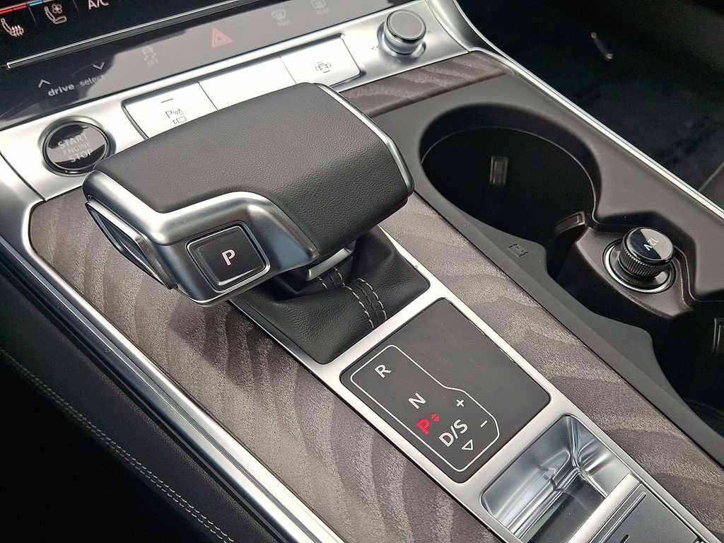 Thumbnail: 2025 Audi A6 - 15