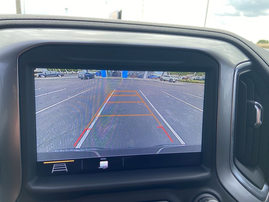 2019 Chevrolet Silverado 1500  23