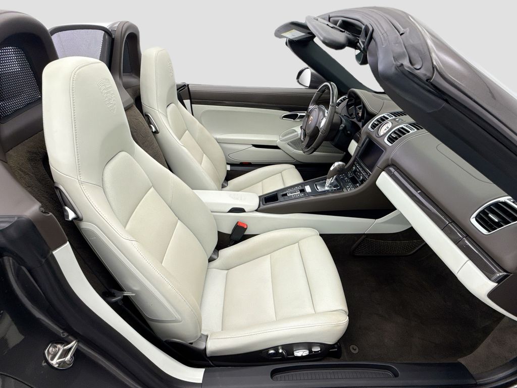 Thumbnail: 2013 Porsche Boxster - 26