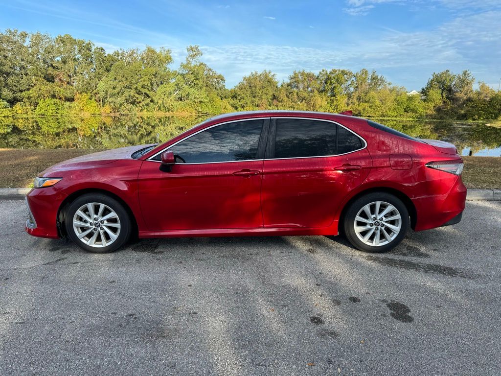 2023 Toyota Camry LE 2