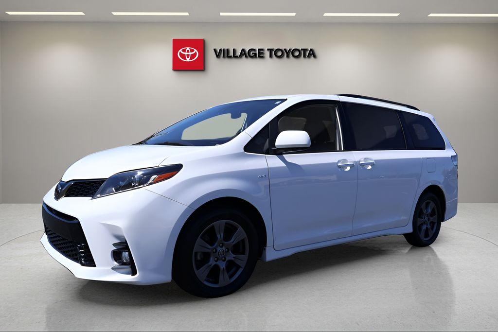 2019 Toyota Sienna SE 7-Passenger AWD
