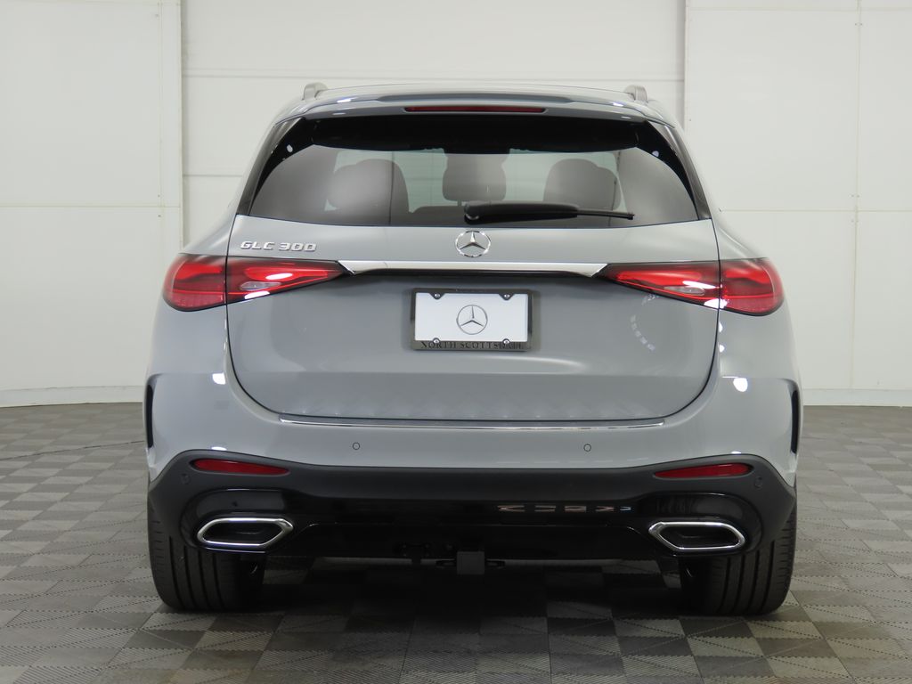 2025 Mercedes-Benz GLC 300 6