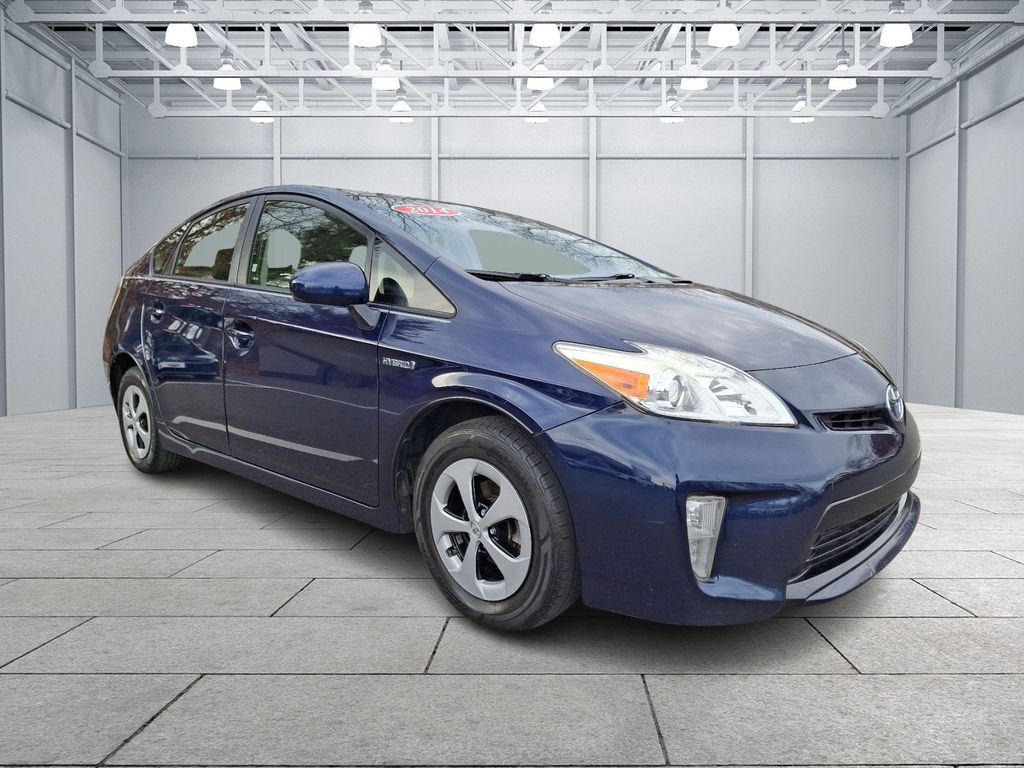 2014 Toyota Prius Two 3