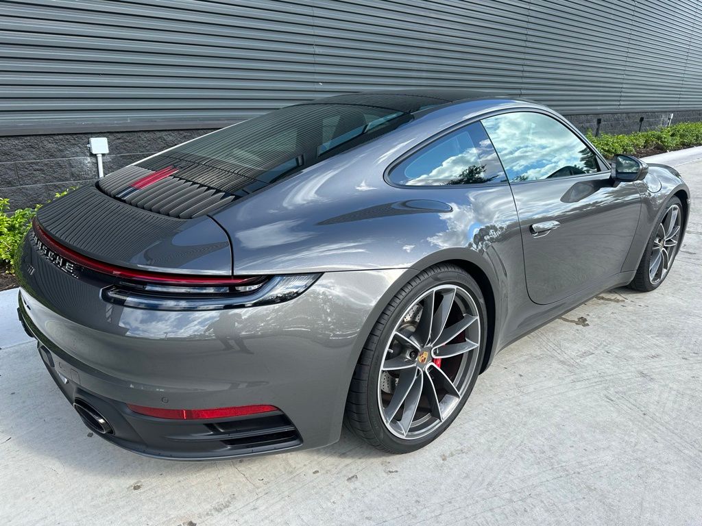 2024 Porsche 911 Carrera S 5