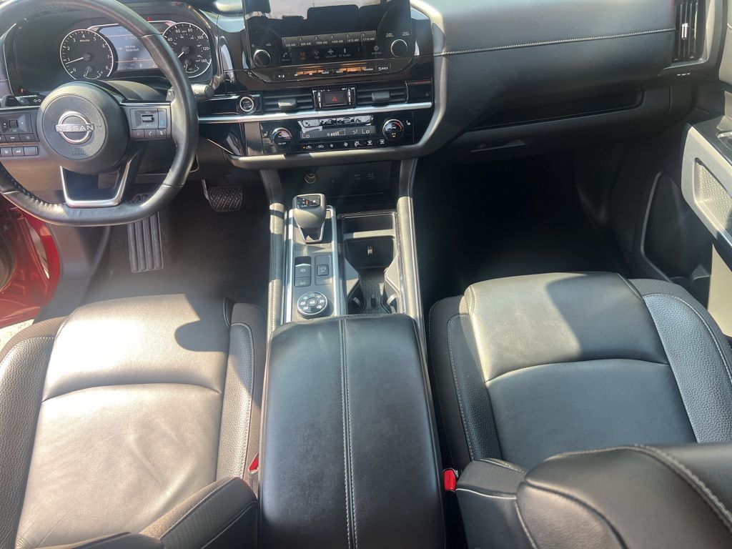 2023 Nissan Pathfinder SL photo
