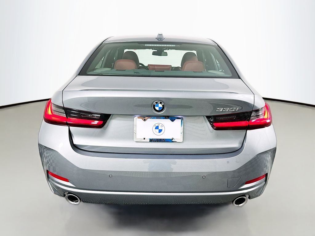 Thumbnail: 2026 BMW 3 Series - 6