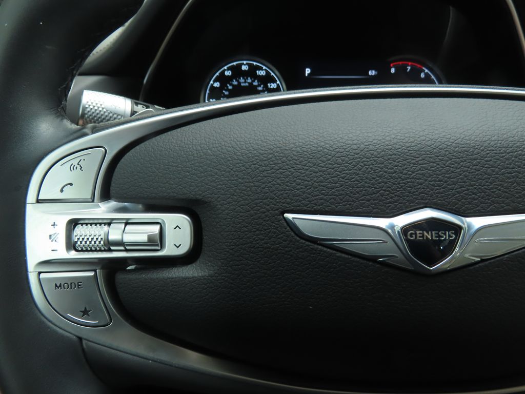 Thumbnail: 2021 Genesis GV80 - 11