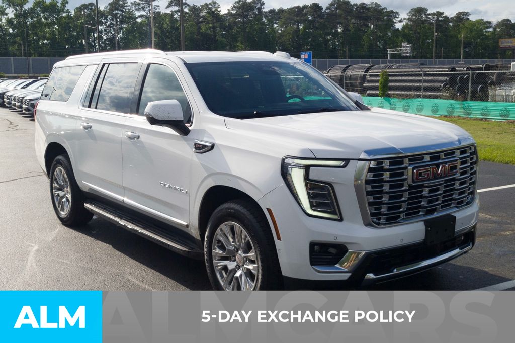 Used 2025 White GMC Denali image 3