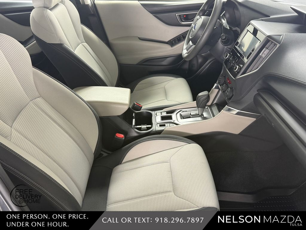 Used 2024 Gray Subaru Base image 43