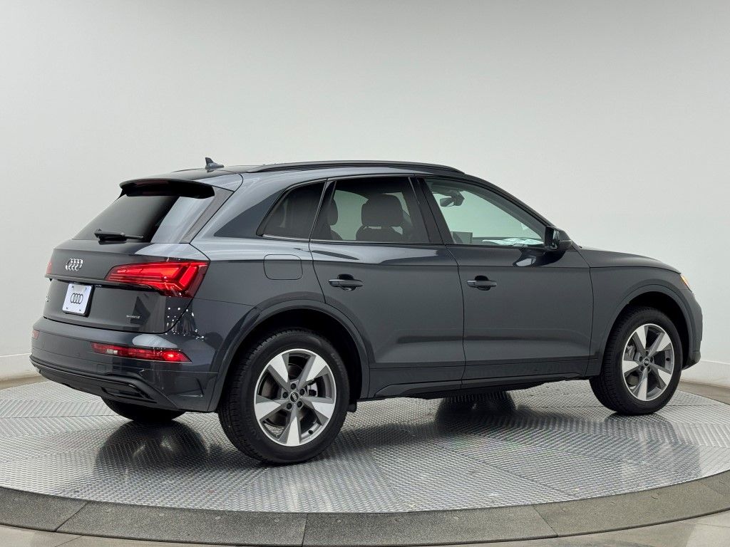 2025 Audi Q5  9