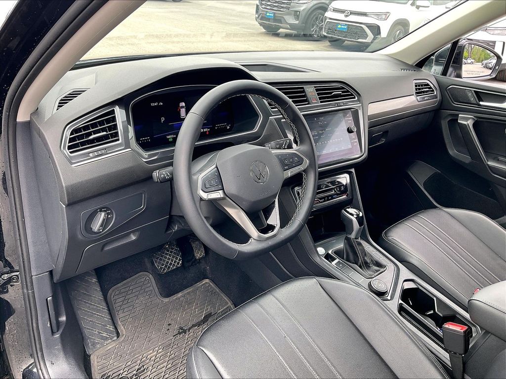 2024 Volkswagen Tiguan — photo 8