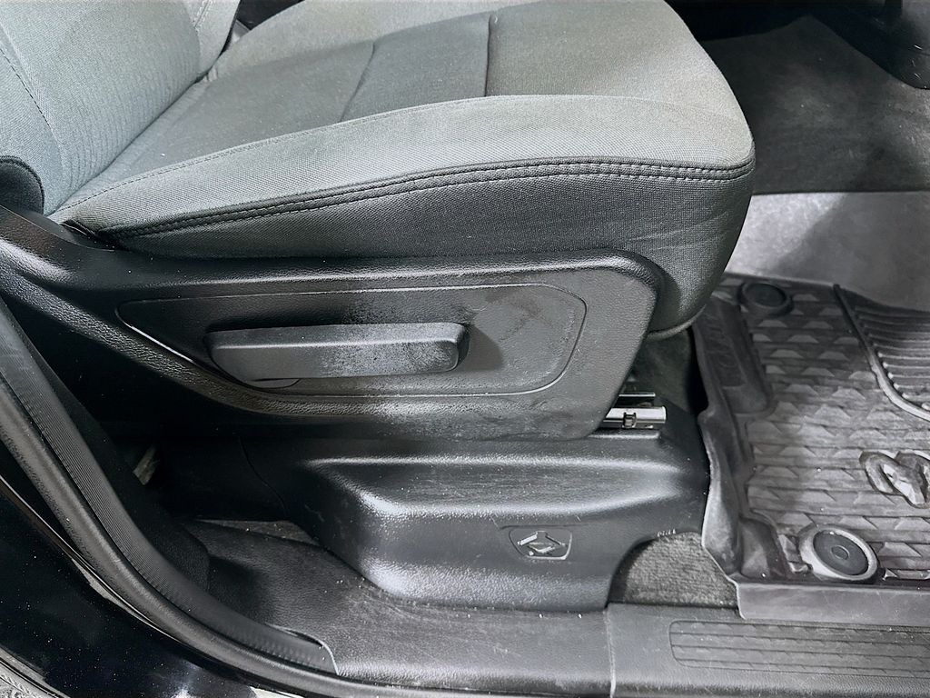 Used 2022 Black Ram Big Horn/Lone Star image 24