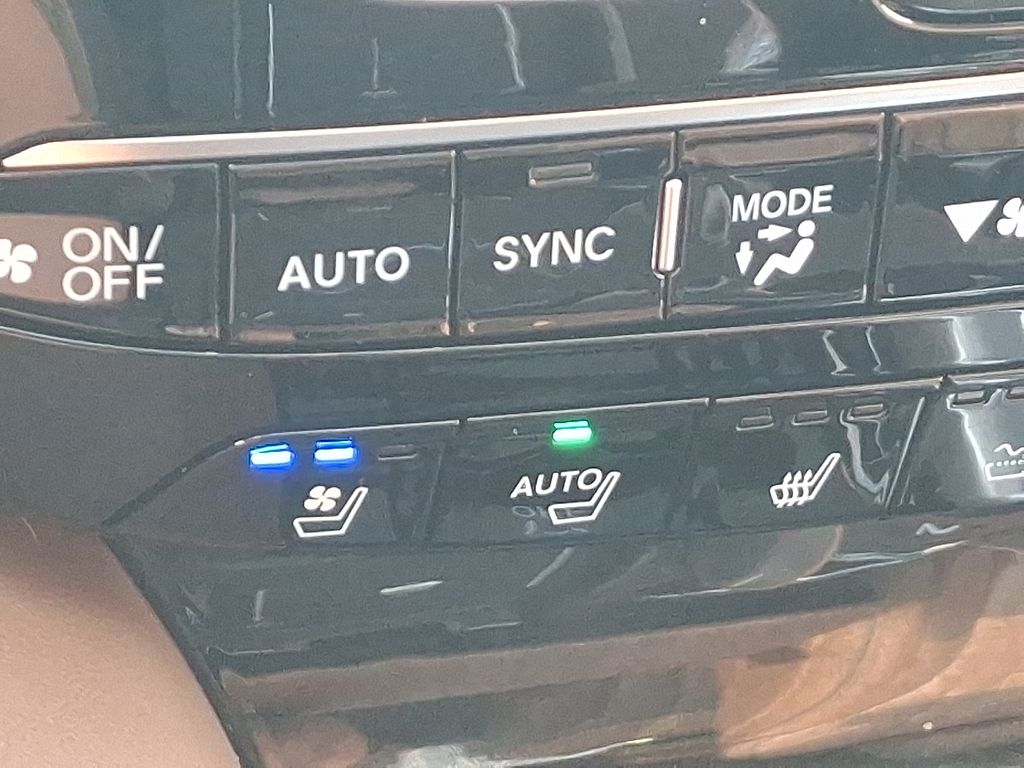Thumbnail: 2026 Acura MDX - 26