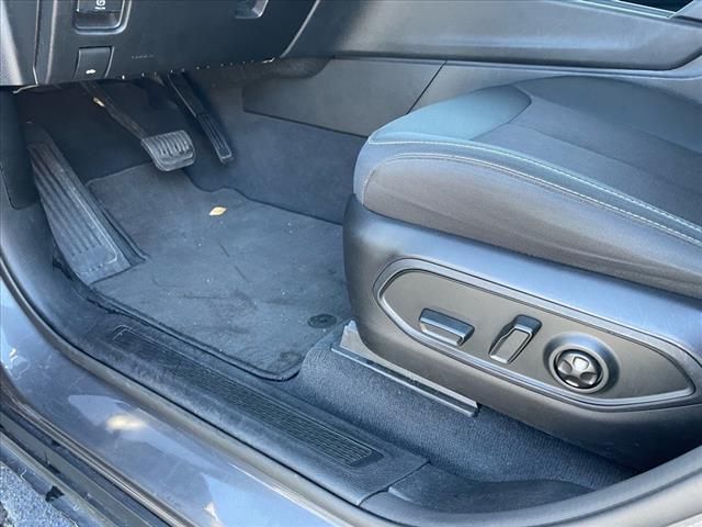 2023 Baltic Gray Metallic Clearcoat Jeep Grand Cherokee L Laredo 4X4 SUV