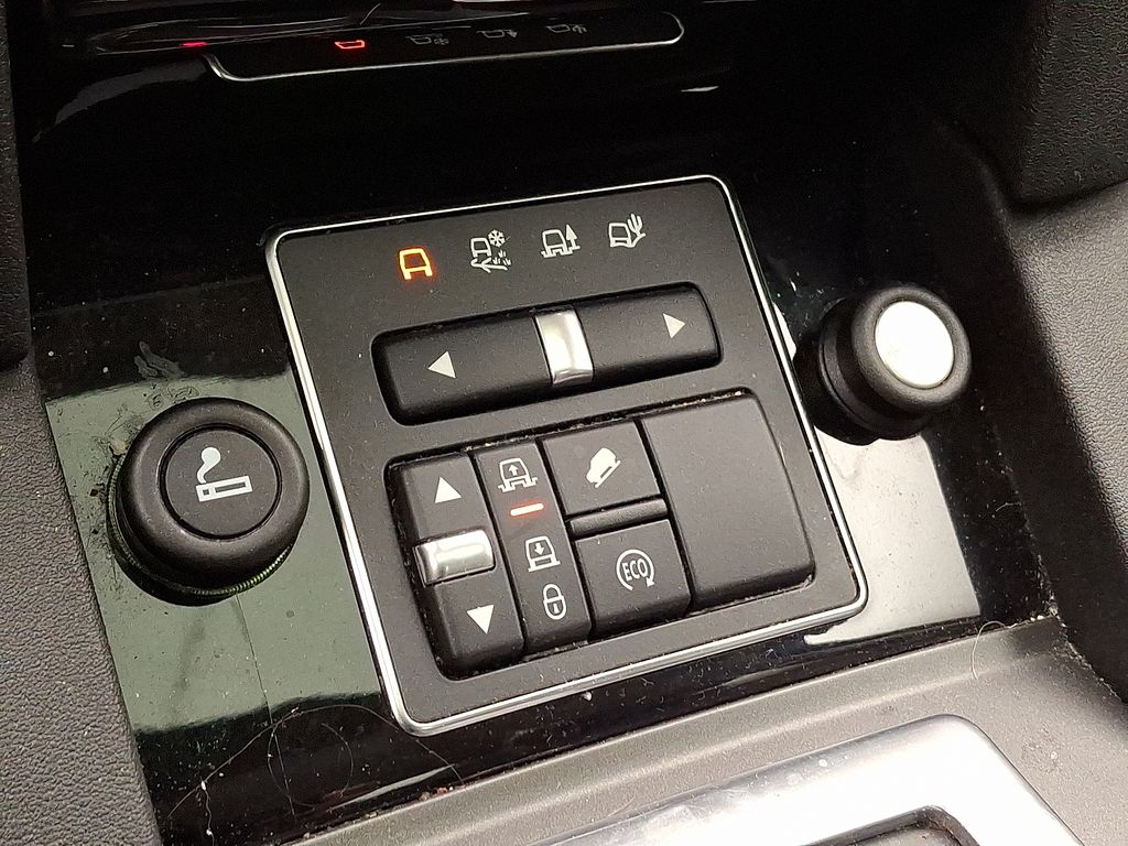 2016 Land Rover LR4 HSE 27