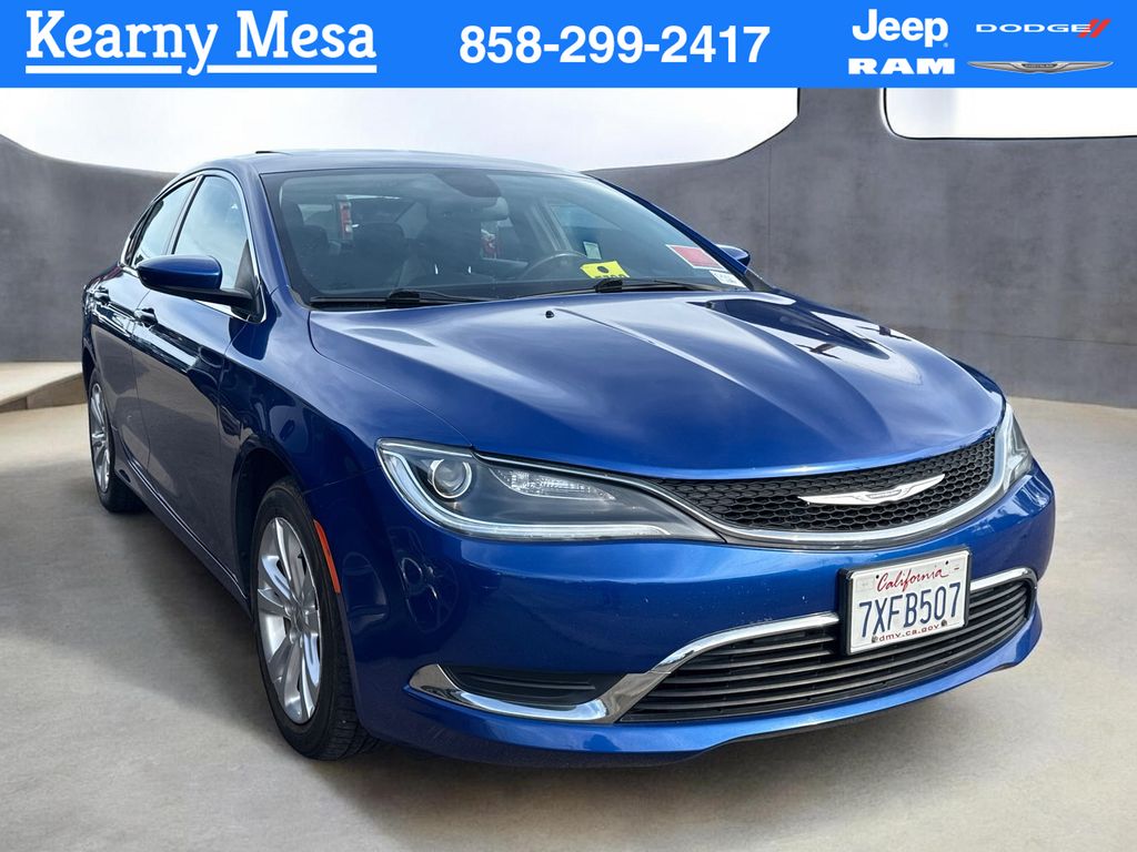Vivid Blue Pearlcoat 2016 Chrysler 200 Limited Sedan FWD Sedan Front-Wheel Drive 9-Speed Automatic