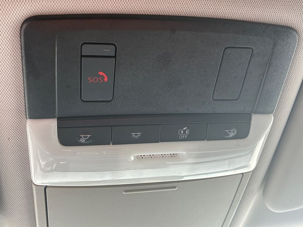 Used Car 2024 Mitsubishi Outlander  Se For Sale Under $25,000 In Austin, Texas