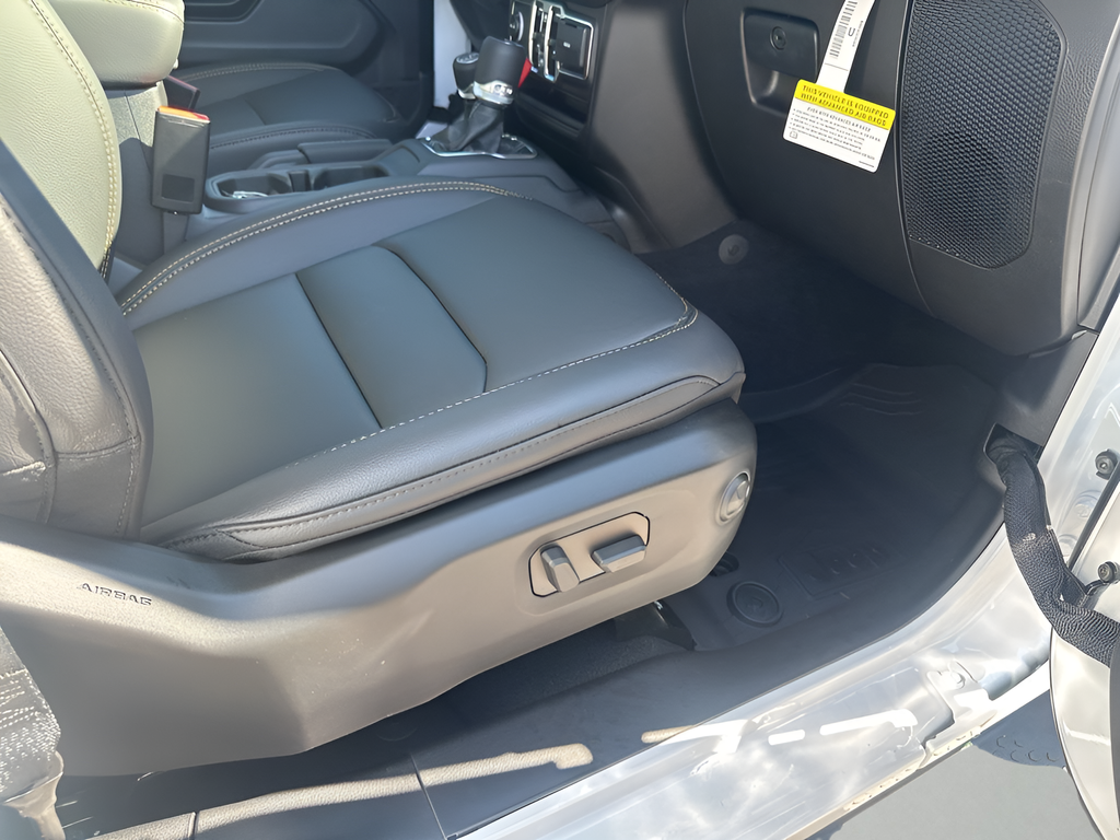 New Car 2025 Jeep Wrangler  Sahara For Sale Under $50,000 In Austin, Texas
