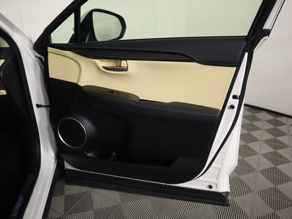 2016 Lexus NX 200t 25