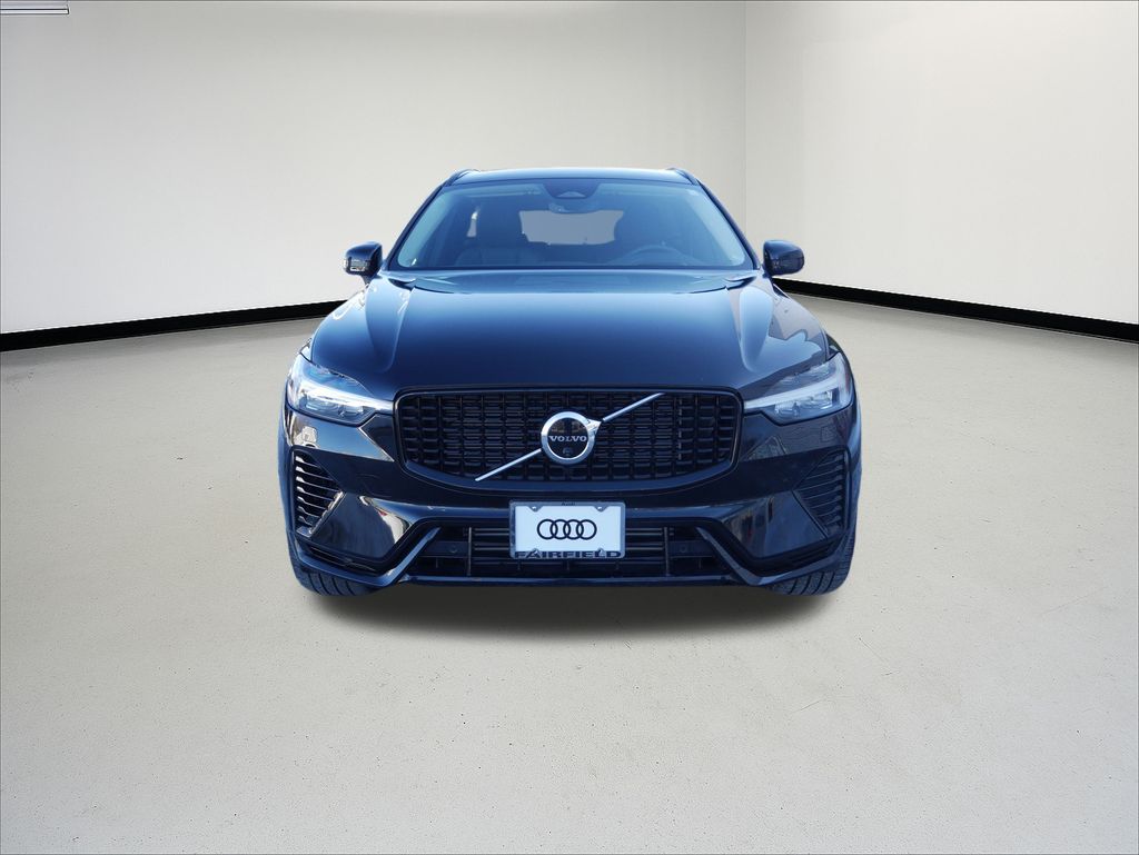 Thumbnail: 2023 Volvo XC60 - 7