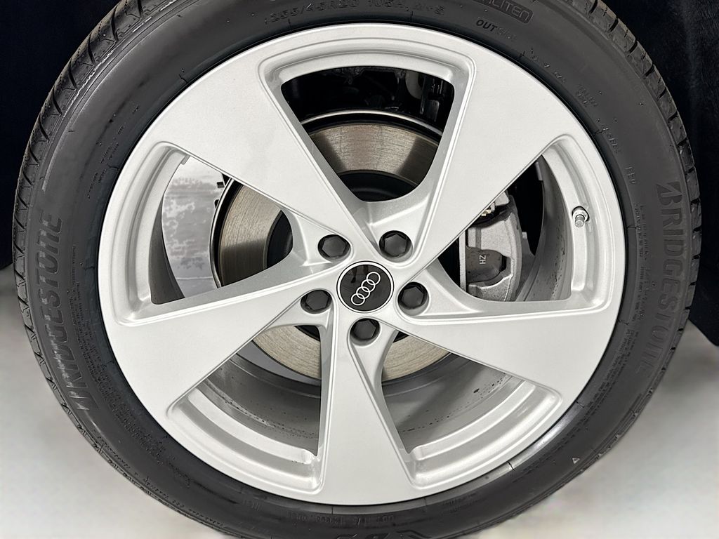 Thumbnail: 2026 Audi Q5 - 32