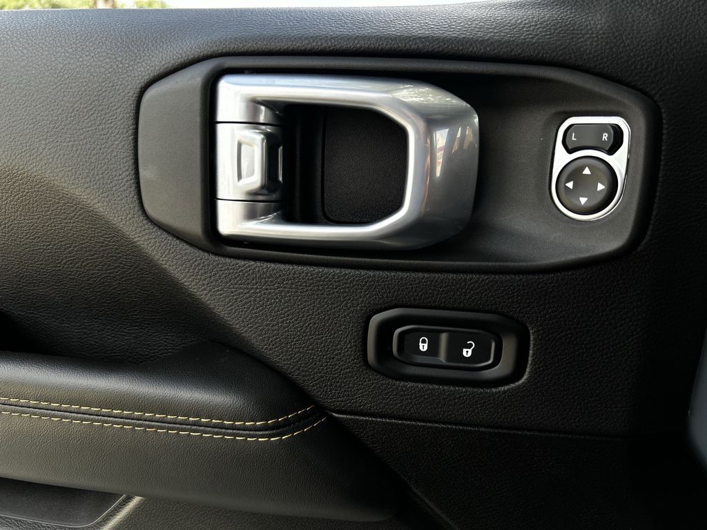 car-gallery-26