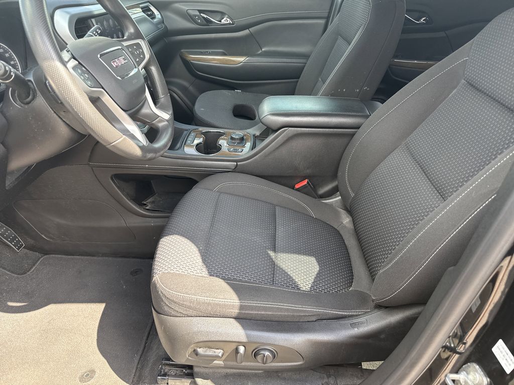 2022 GMC Acadia SLE Black at Wharton Ford