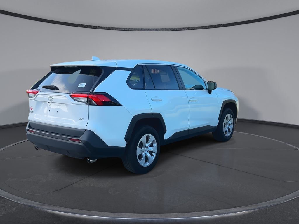 Thumbnail: 2024 Toyota RAV4 - 8