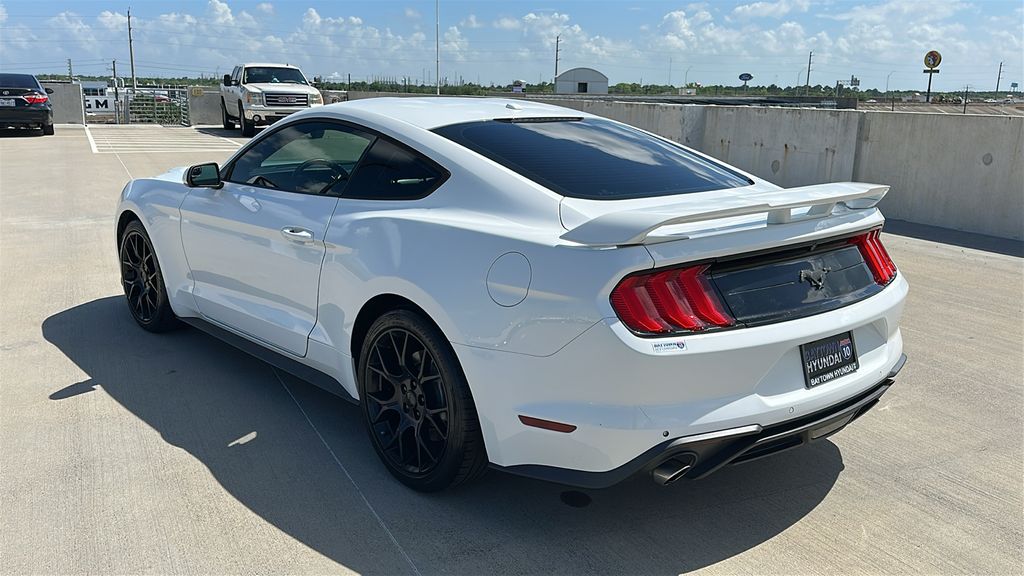 2018 Ford Mustang EcoBoost - 9