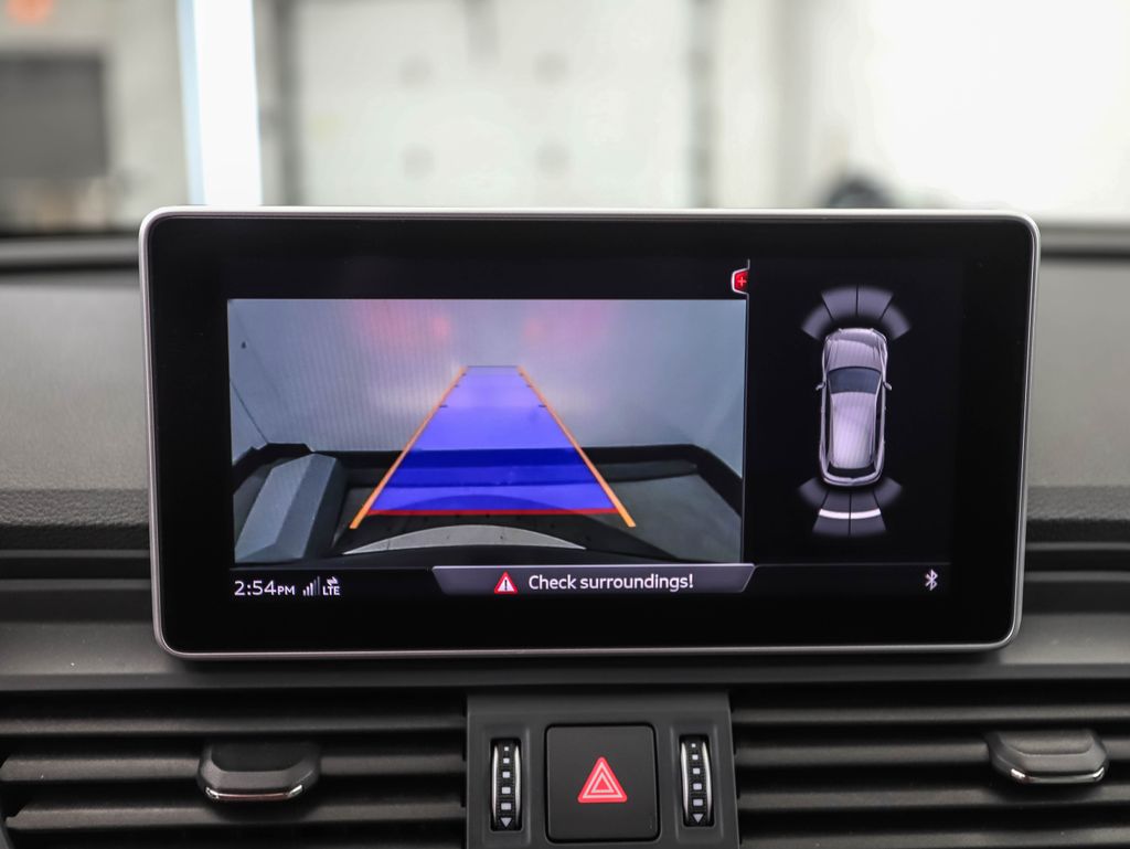 Thumbnail: 2019 Audi Q5 - 18