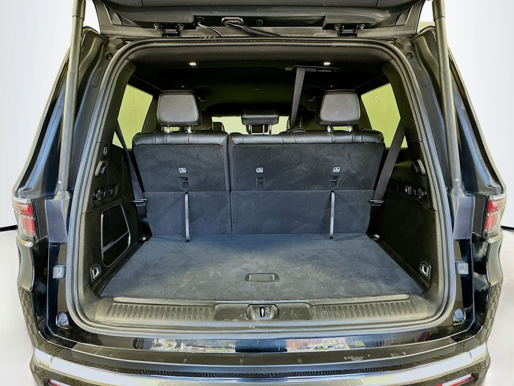 Thumbnail: 2024 Jeep Wagoneer - 26