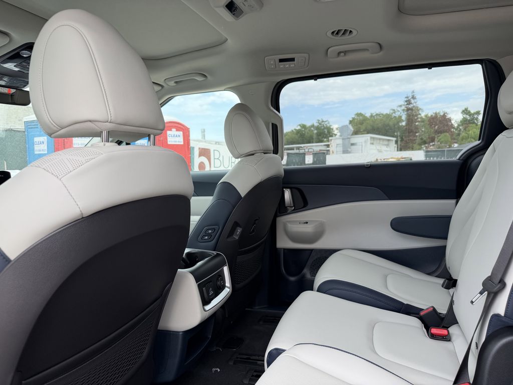 new 2026 Kia Carnival Hybrid car, priced at $43,994