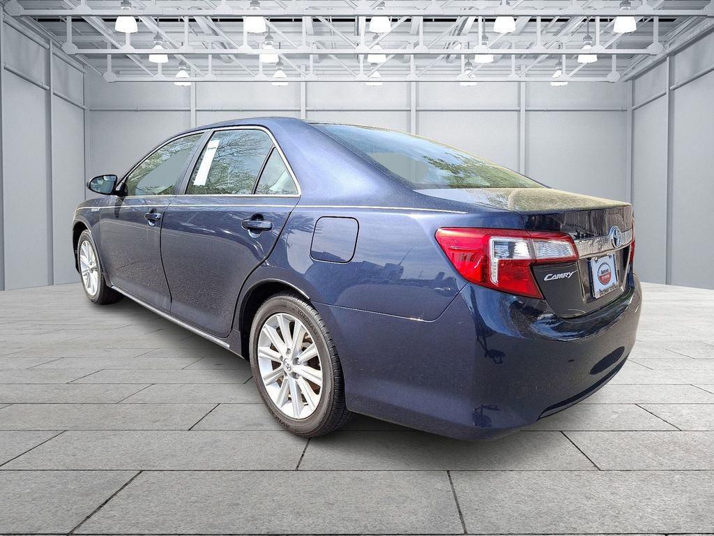 2014 Toyota Camry XLE 6