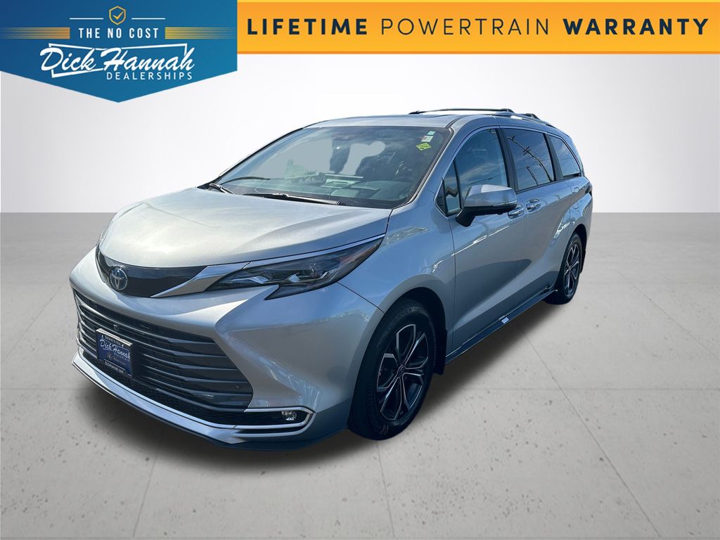 Dick Hannah Dealerships - 2025 Toyota Sienna Platinum For Sale in Vancouver, WA