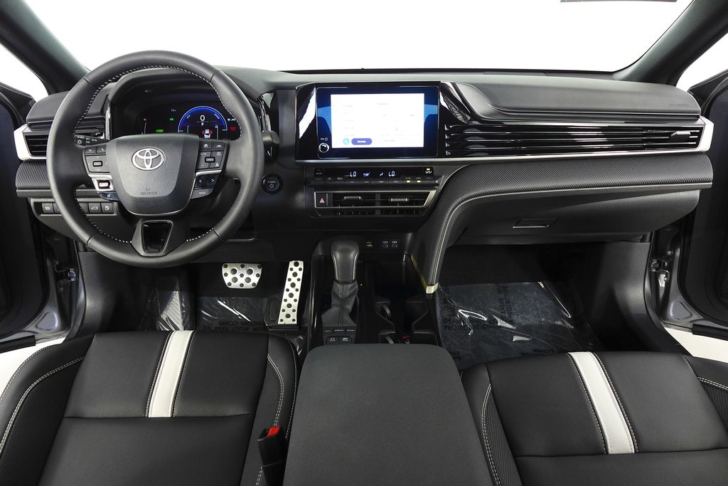 Thumbnail: 2025 Toyota Camry - 24