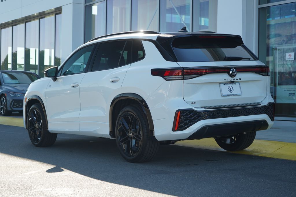 Thumbnail: 2026 Volkswagen Tiguan - 3