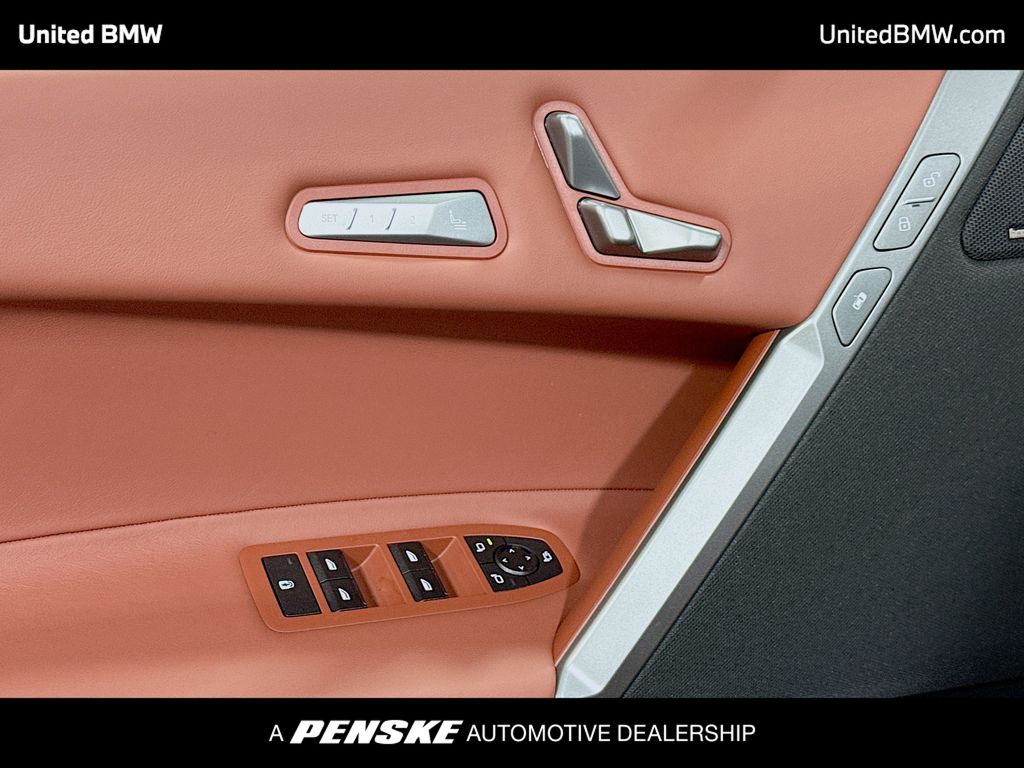 Thumbnail: 2026 BMW iX - 3