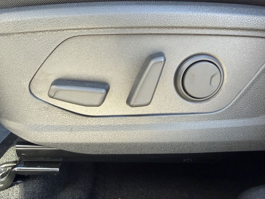 new 2026 Kia Sportage Hybrid car, priced at $31,412