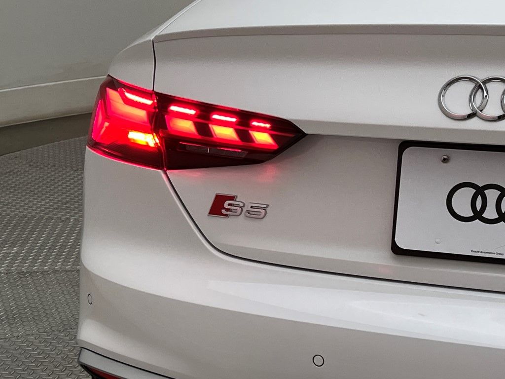 Thumbnail: 2022 Audi S5 - 8