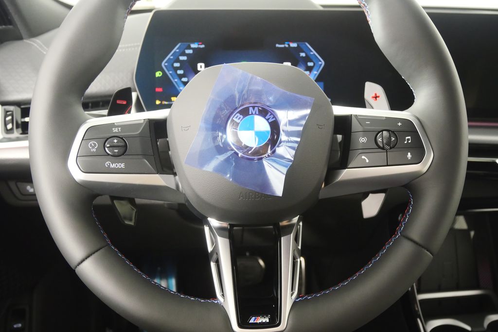 Thumbnail: 2025 BMW X2 - 20