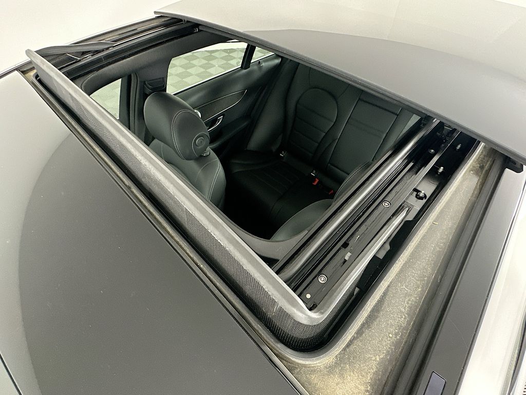 Thumbnail: 2021 Mercedes-Benz C-Class - 21